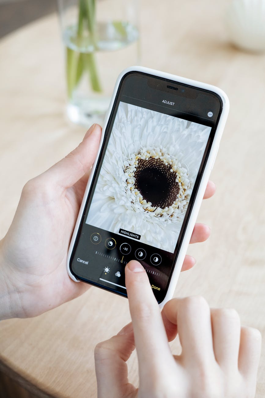 Mobile photo editing apps on smartphone screen