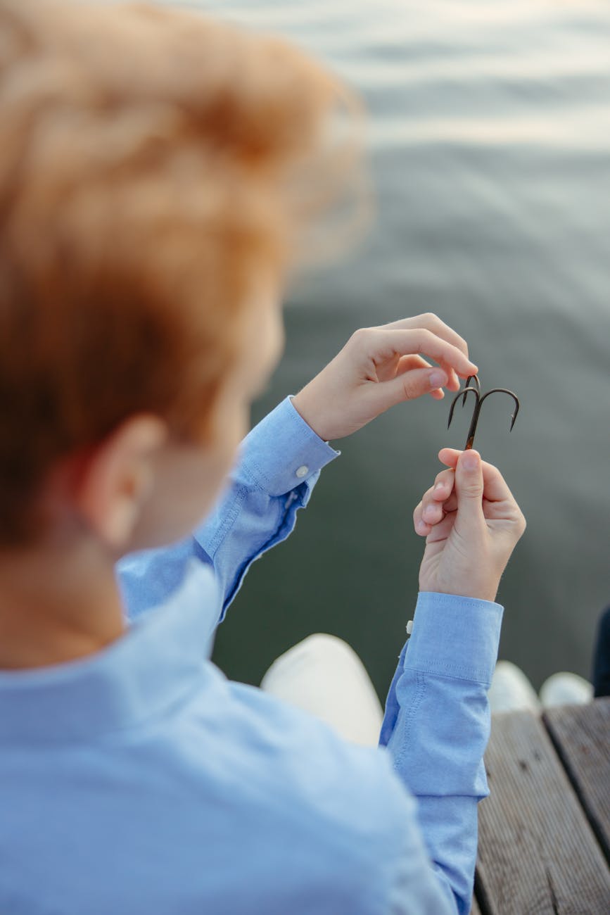 TikTok Hook Templates: 25 Viral Openers for Every Niche in 2026